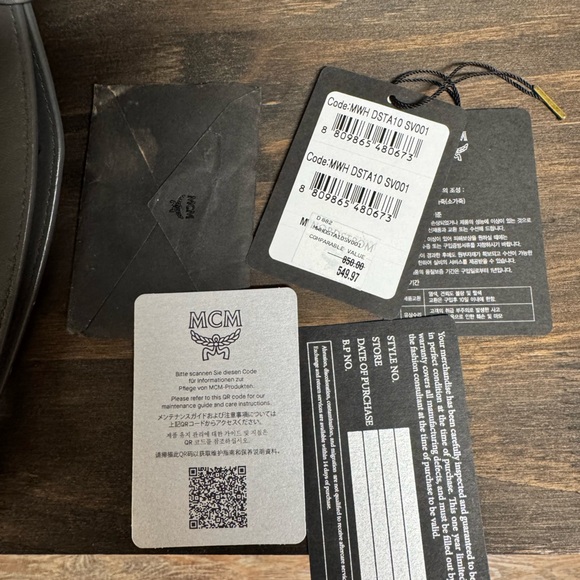 MCM Metallic Silver and Black Shoulder Bag - Picture 2 of 13